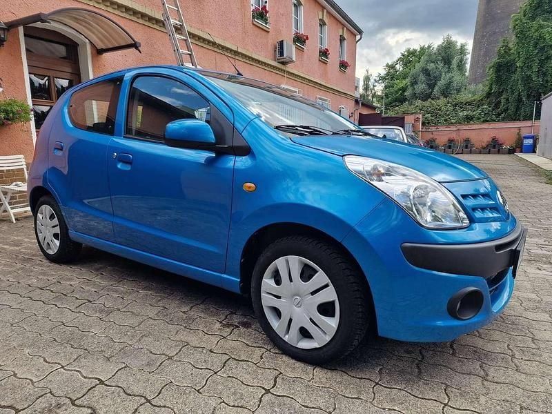 Gebraucht Nissan Pixo 68 PS (50 kW) 2011 Blau Kleinwagen