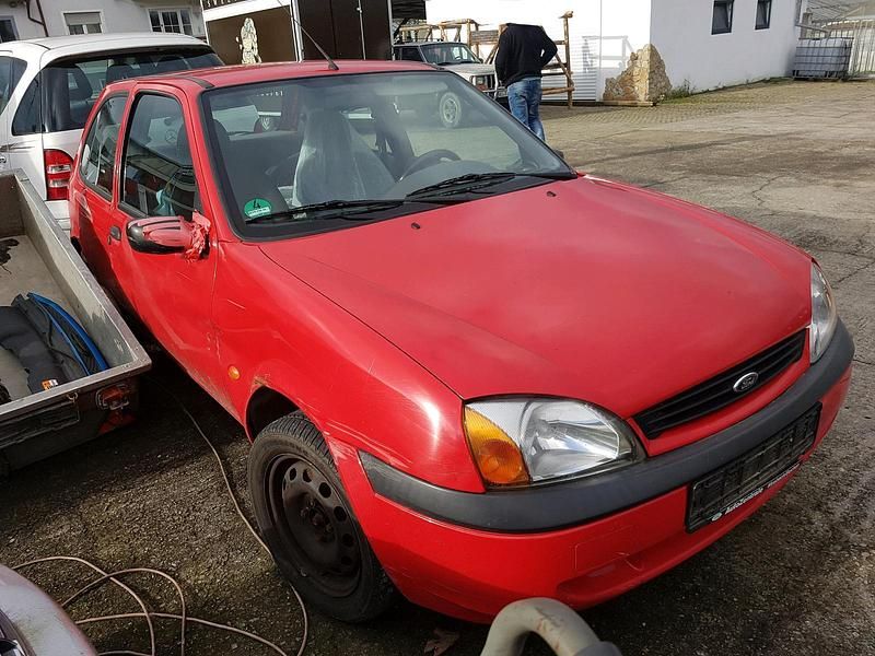 Rot Gebraucht 2000 Ford Fiesta Kleinwagen | 345 € (Superpreis) - Bild 1/4