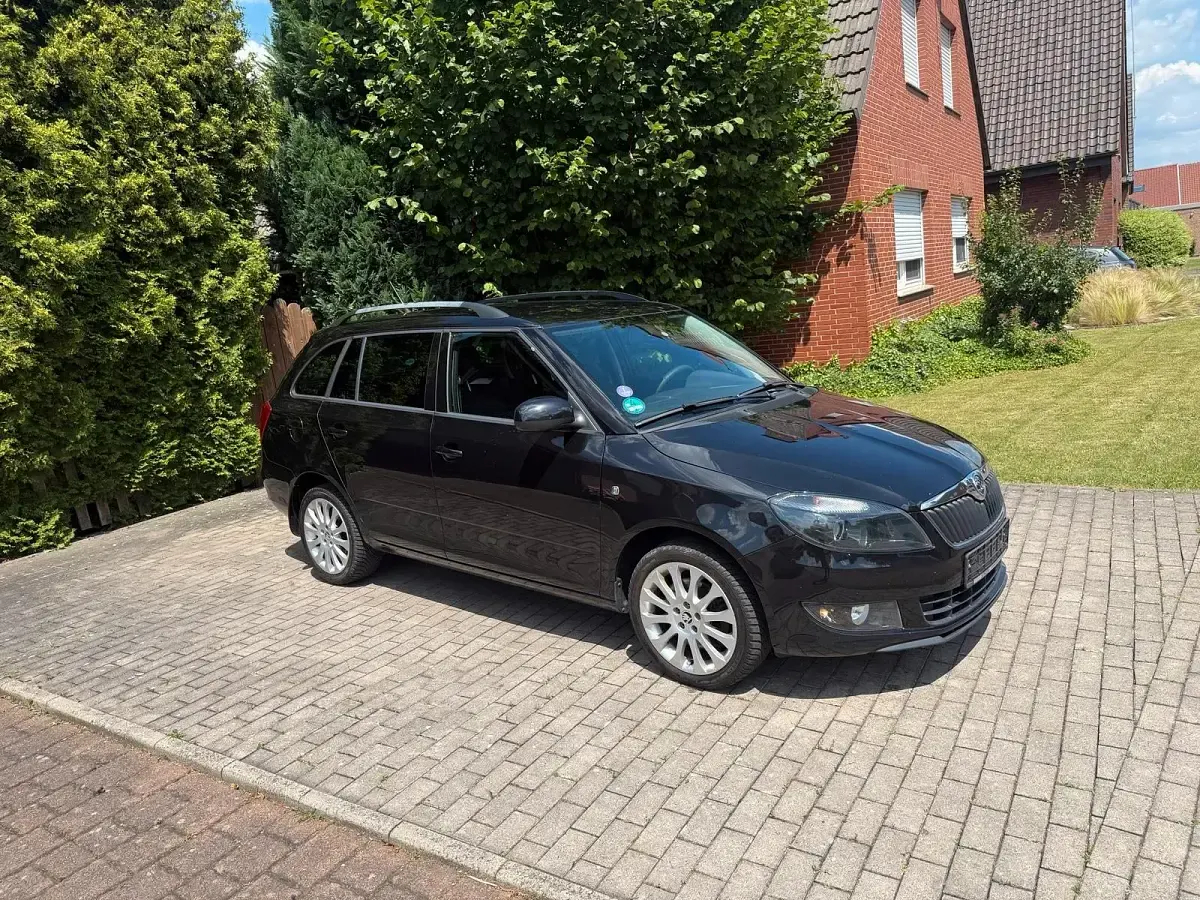 Gebraucht Skoda Fabia 90 PS (66 kW) 2015 Schwarz Kombi