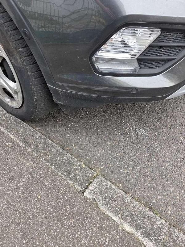 Gebraucht Ford Kuga 120 PS (88 kW) 2018 Schwarz SUV