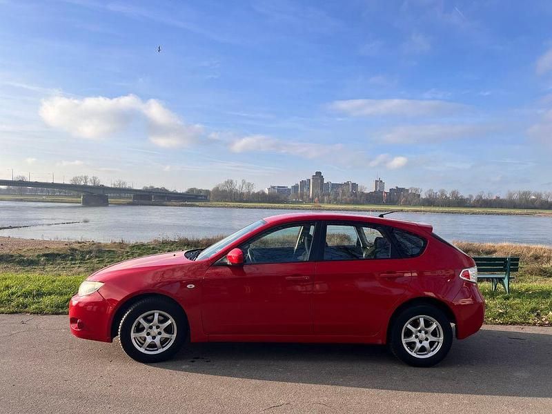 Gebraucht Subaru Impreza 107 PS (78 kW) 2009 Rot Limousine