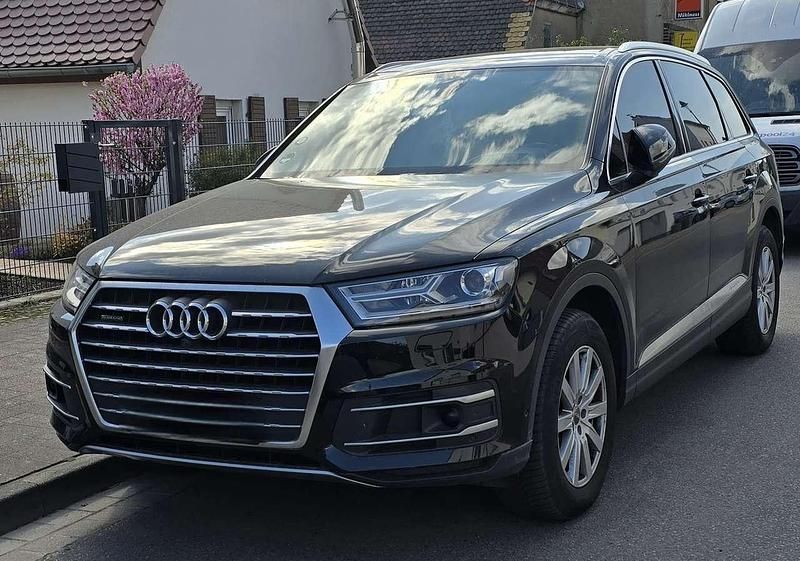 Schwarz Gebraucht 2017 Audi Q7 SUV | 30.500 € (Guter Preis) - Bild 1/4