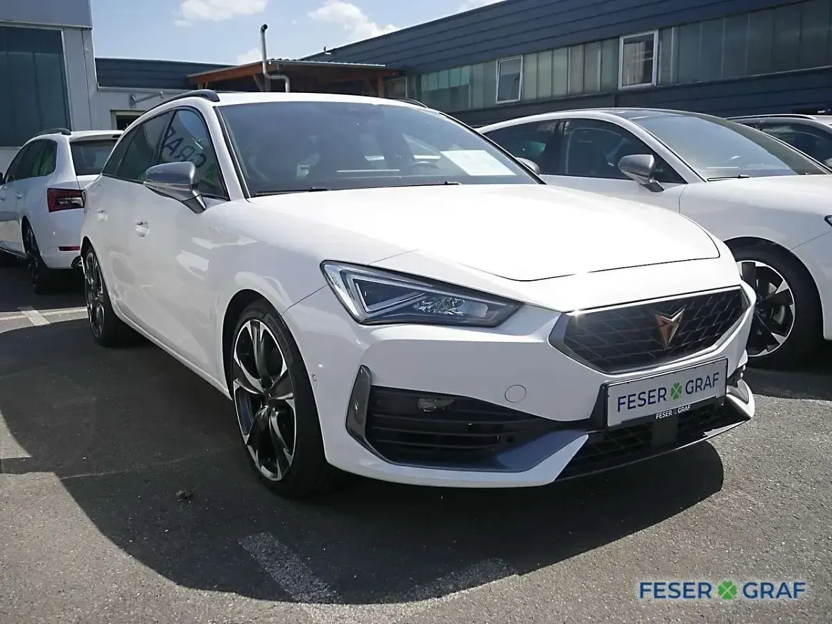 Gebraucht Cupra Leon VZ 300 PS (220 kW) 2023 Weiss Kombi