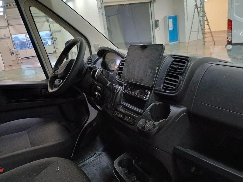 Gebraucht Peugeot Boxer 179 PS (131 kW) 2024 Weiß Van