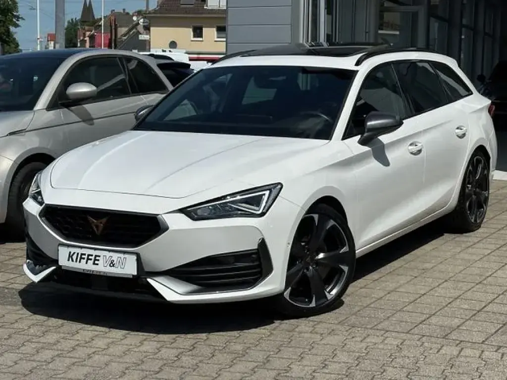 Gebraucht Cupra Leon VZ 245 PS (180 kW) 2024 Candy weiss Kombi