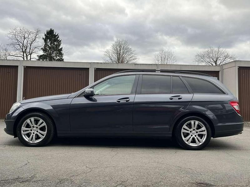 Gebraucht Mercedes C230 204 PS (150 kW) 2008 Grau Kombi