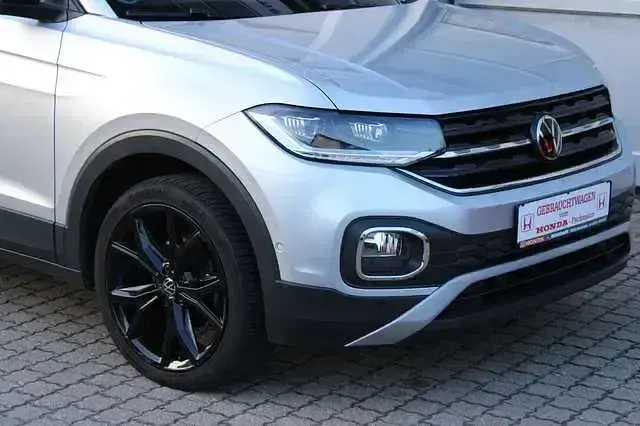 Gebraucht VW T-Cross Style 110 PS (80 kW) 2023 Reflexsilber metallic SUV