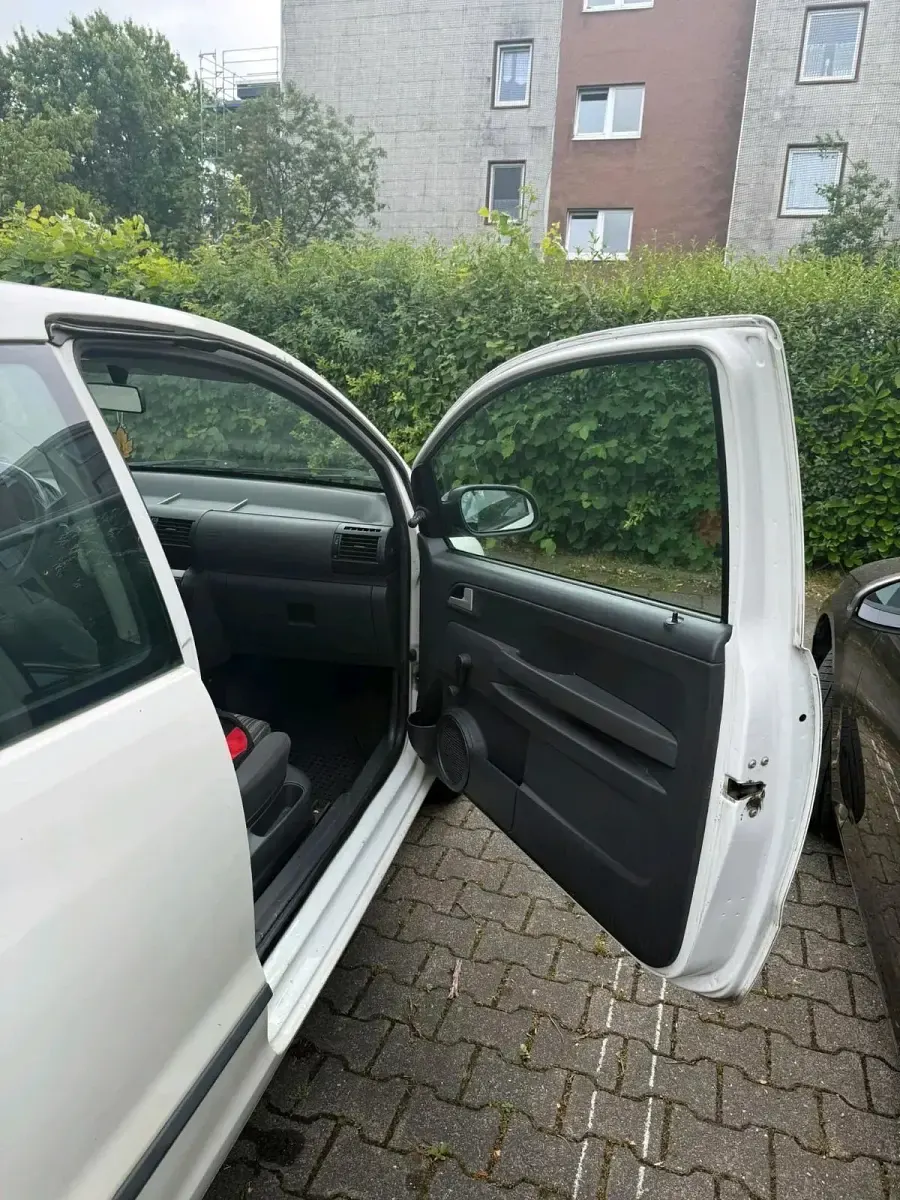 Gebraucht VW Fox 75 PS (55 kW) 2006 Weiß Kleinwagen