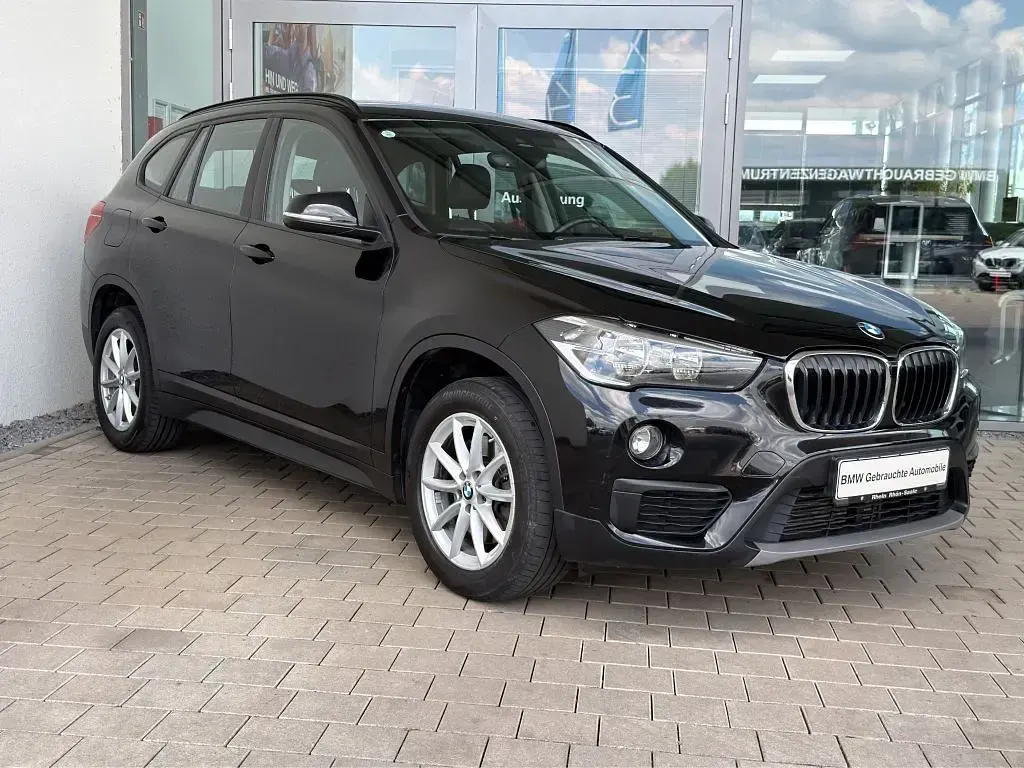 Gebraucht BMW X1 Advantage 192 PS (141 kW) 2018 Schwarz SUV