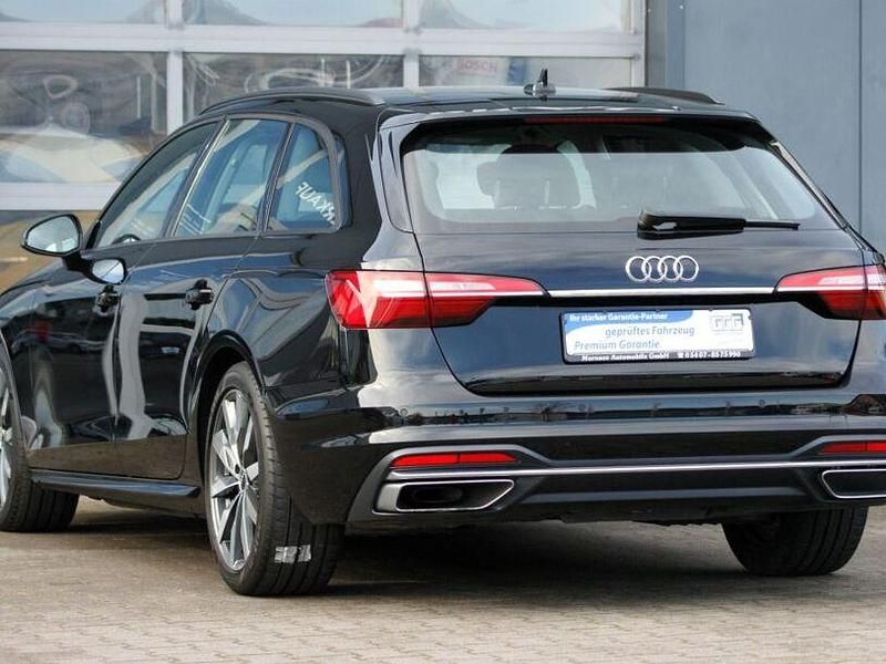 Gebraucht Audi A4 Advanced 163 PS (119 kW) 2021 Andere Kombi