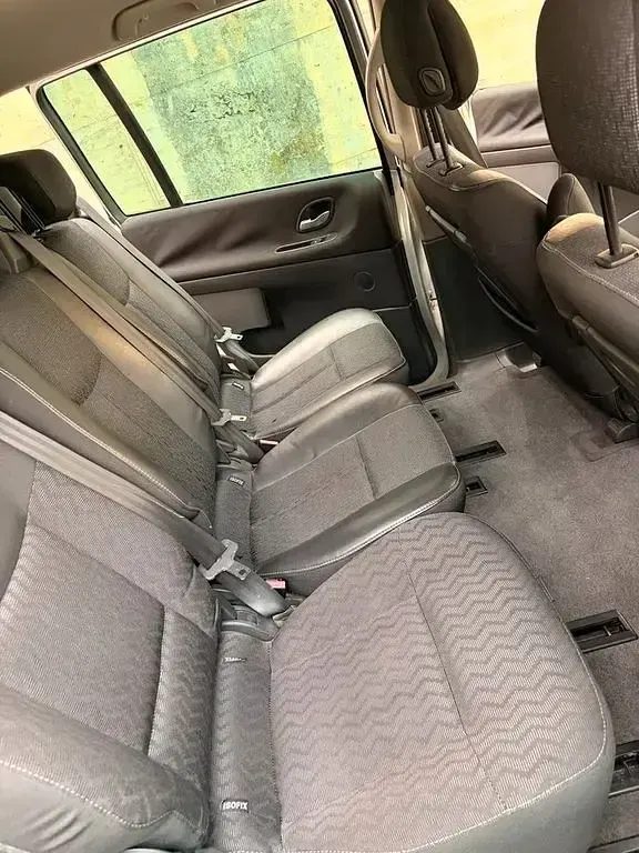 Gebraucht Renault Grand Espace 170 PS (125 kW) 2005 Silber Van / Kleinbus