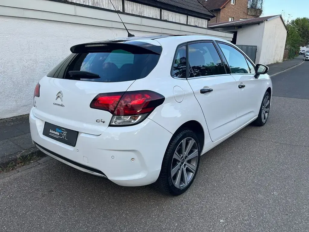 Gebraucht Citroën C4 Shine 131 PS (96 kW) 2017 Lack weiss banquise/deckende l Limousine