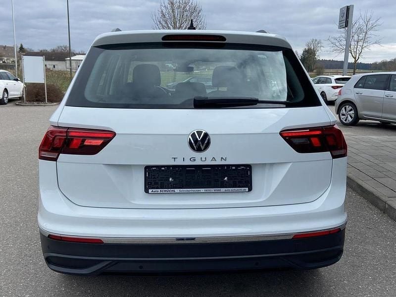 Second-hand VW Tiguan Life 150 CP (110 kW) 2022 Alb SUV