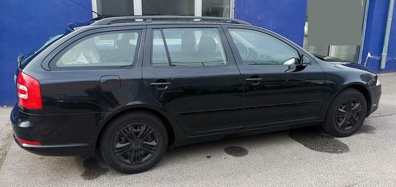 Gebraucht Skoda Octavia 140 PS (102 kW) 2008 Schwarz Kombi