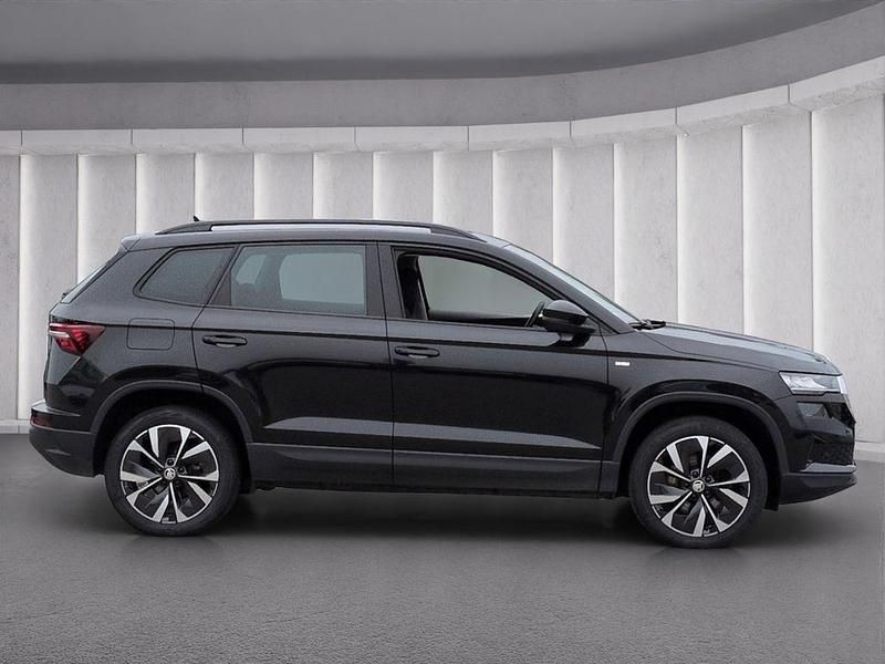 Gebraucht Skoda Karoq Tour 150 PS (110 kW) 2022 Schwarz SUV