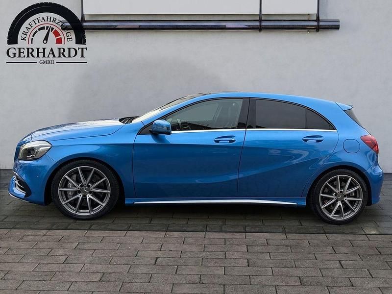 Gebraucht Mercedes A45 AMG AMG 381 PS (280 kW) 2017 Blau Kleinwagen