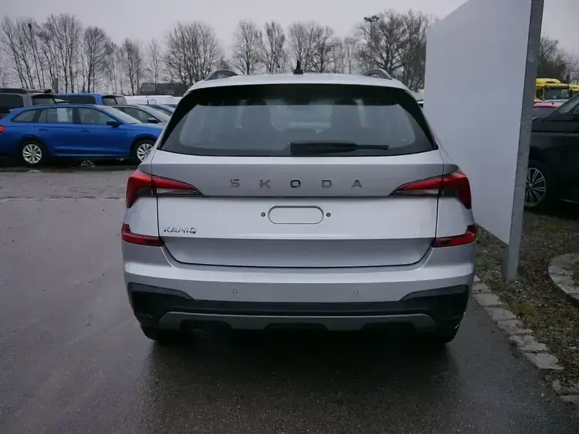 Neu Skoda Kamiq Selection 150 PS (110 kW) 2026 Silber SUV