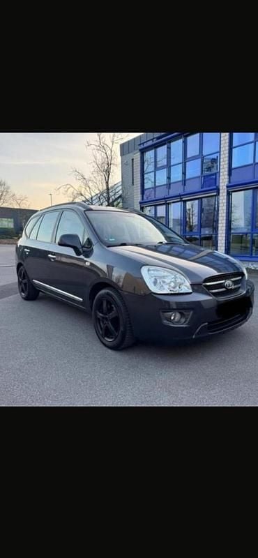 Schwarz Gebraucht 2008 Kia Carens Van / Kleinbus | 6.000 € - Bild 1/4