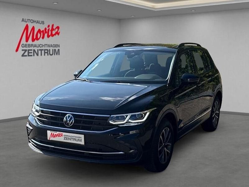 Schwarz Gebraucht 2020 VW Tiguan Life SUV | 22.980 € (Fairer Preis) - Bild 1/4