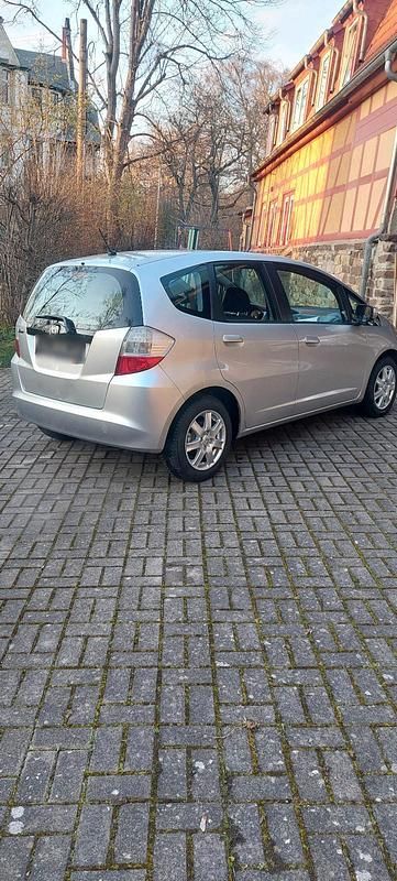 Gebraucht Honda Jazz 99 PS (72 kW) 2010 Silber Kleinwagen