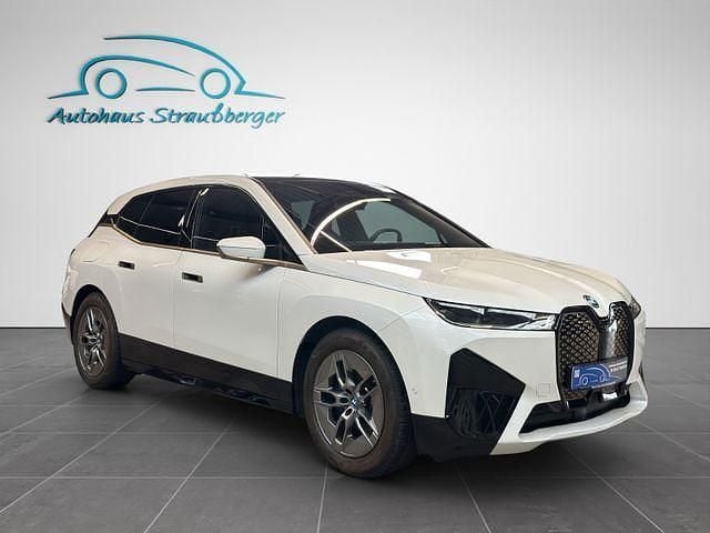 Gebraucht BMW iX Sport Line 384 kW (523 PS) 2023 Weiß SUV