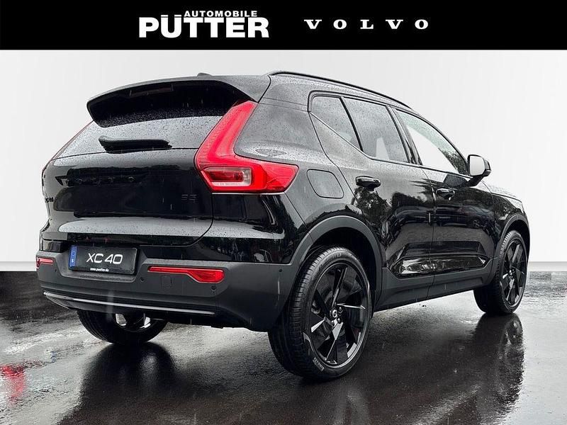 Gebraucht Volvo XC40 Plus 163 PS (119 kW) 2025 Schwarz SUV