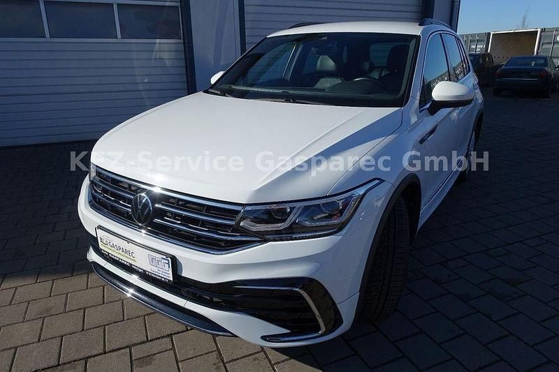 Weiß Gebraucht 2022 VW Tiguan R-line SUV | 28.000 € (Superpreis) - Bild 1/4