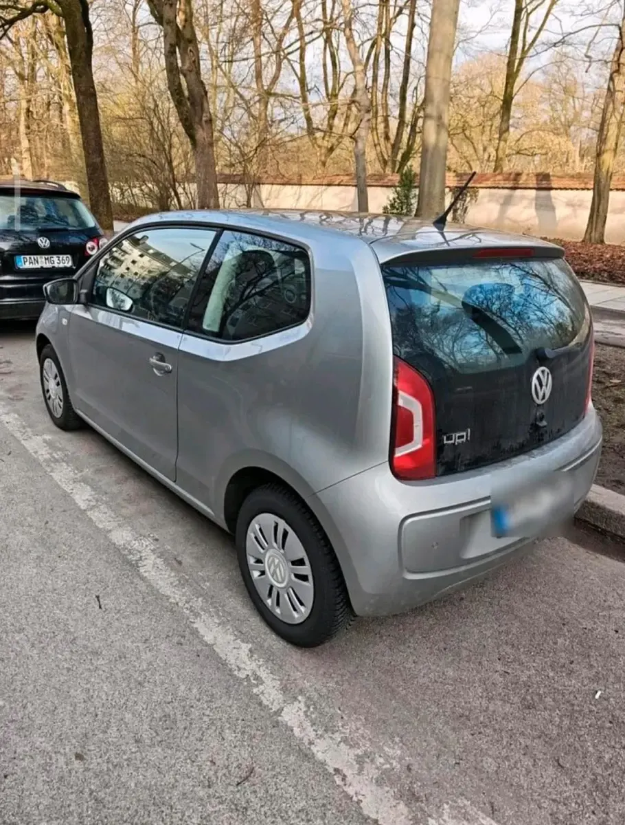 Gebraucht VW up! 75 PS (55 kW) 2016 Silber Kleinwagen