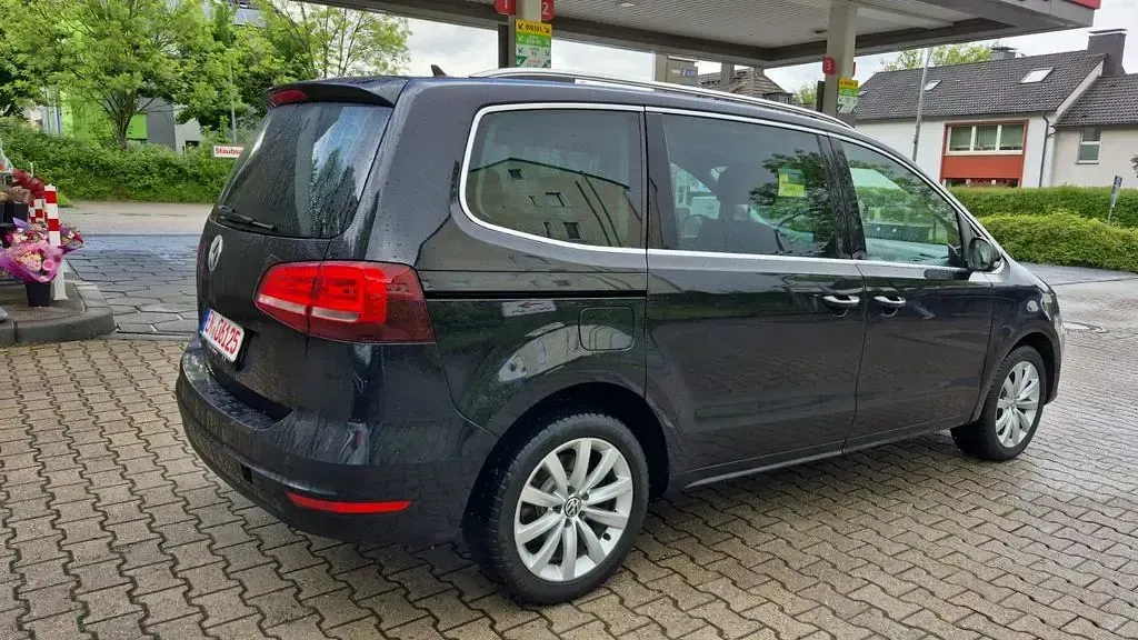 Brugt VW Sharan Highline 150 HK (110 kW) 2017 Sort MPV