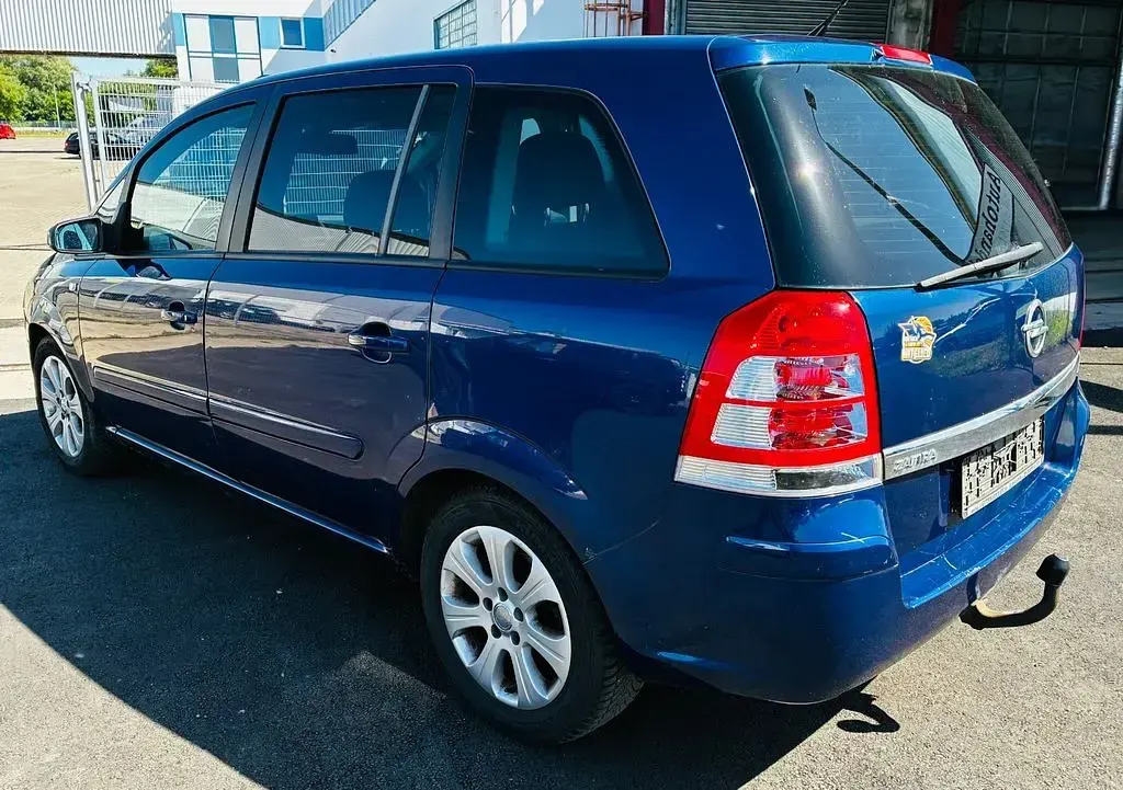 Gebraucht Opel Zafira 140 PS (102 kW) 2009 Blau Van / Kleinbus