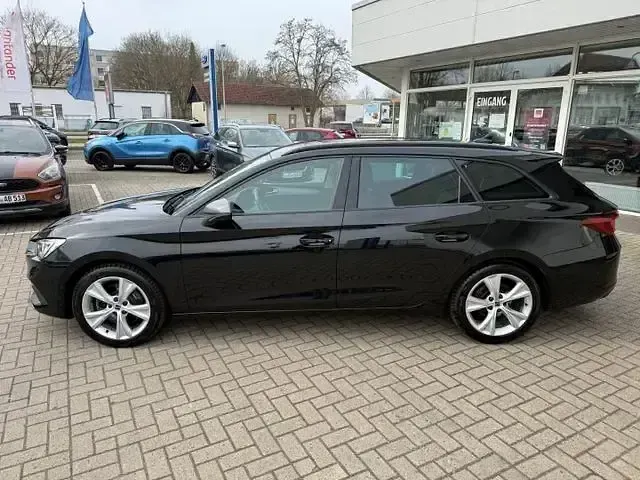 Gebraucht Seat Leon FR 150 PS (110 kW) 2022 Schwarz Limousine