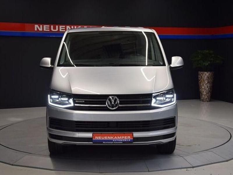 Gebraucht VW Transporter 204 PS (150 kW) 2019 Silber Van