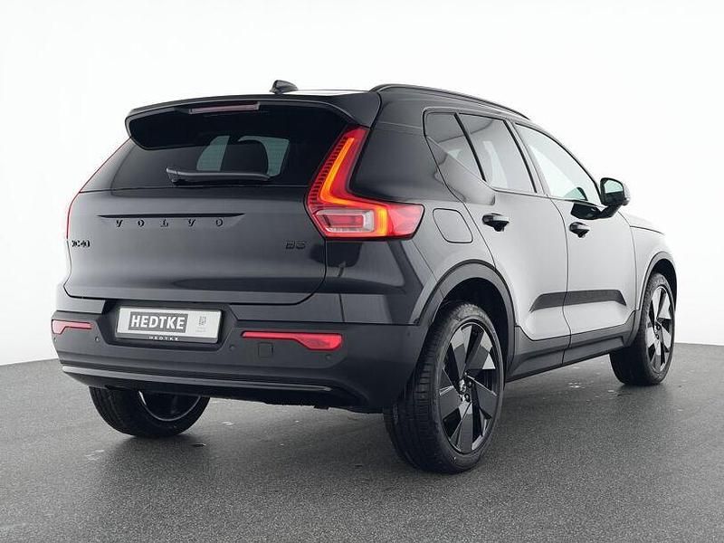 Neu Volvo XC40 Plus 2026 Schwarz SUV