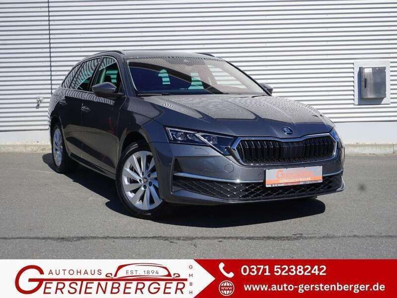 Graphitegrau metallic Gebraucht 2024 Skoda Octavia Kombi | 30.790 € (Guter Preis) - Bild 1/4