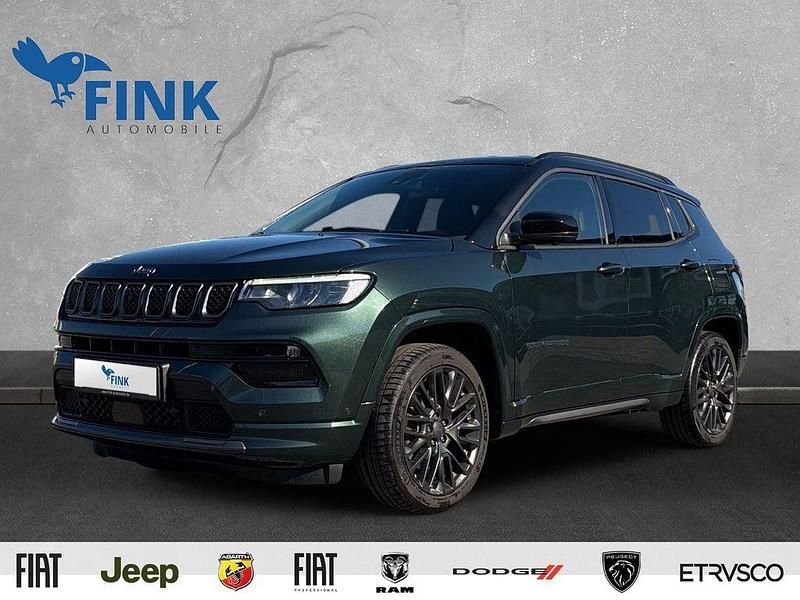 Second-hand Jeep Compass 241 CP (177 kW) 2022 Verde SUV