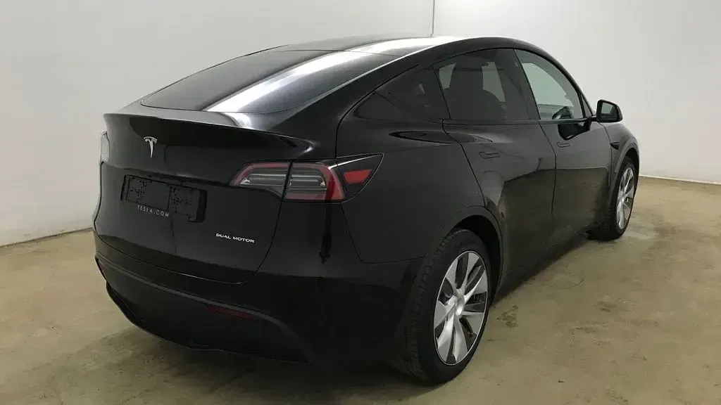 Gebraucht Tesla Model Y 378 kW (514 PS) 2024 Schwarz SUV