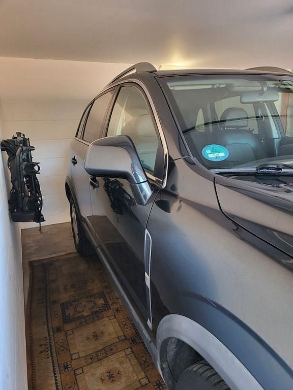 Gebraucht Opel Antara Design Edition 163 PS (119 kW) 2012 Schwarz SUV