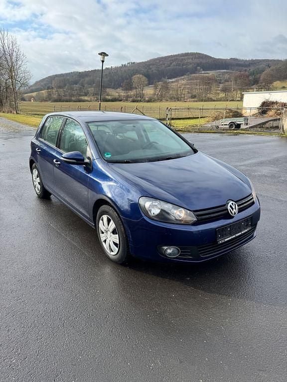 Gebraucht VW Golf VII Trendline 80 PS (58 kW) 2012 Blau Limousine