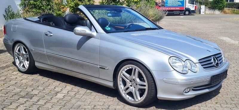 Silber Gebraucht 2003 Mercedes CLK320 AMG Cabrio | 8.790 € (Guter Preis) - Bild 1/4