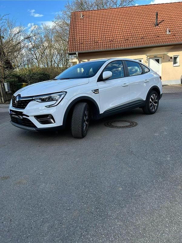 Gebraucht Renault Arkana Equilibre 140 PS (102 kW) 2023 Weiß SUV