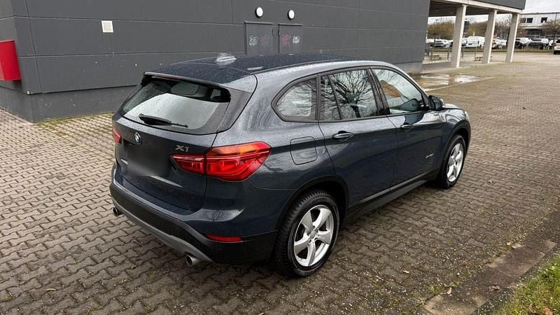 Gebraucht BMW X1 192 PS (141 kW) 2016 Blau SUV