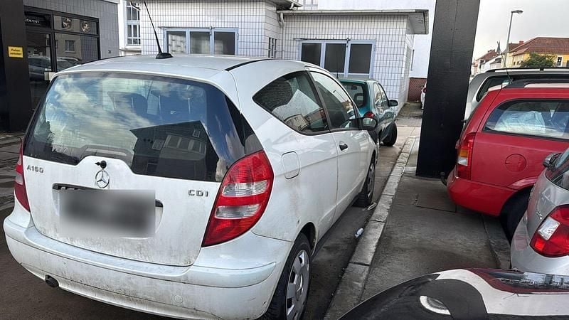 Gebraucht Mercedes A160 90 PS (66 kW) 2007 Weiß Limousine