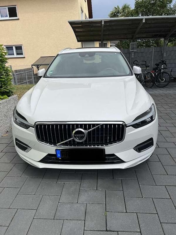 Gebraucht 2021 Volvo XC60 Inscription SUV | 38.890 € (Teuer) - Bild 1/4