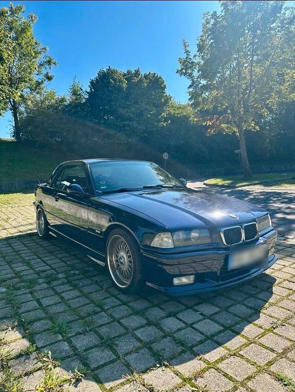 Blau Gebraucht 1997 BMW 328 Cabriolet M Sport Cabrio | 13.990 € - Bild 1/4