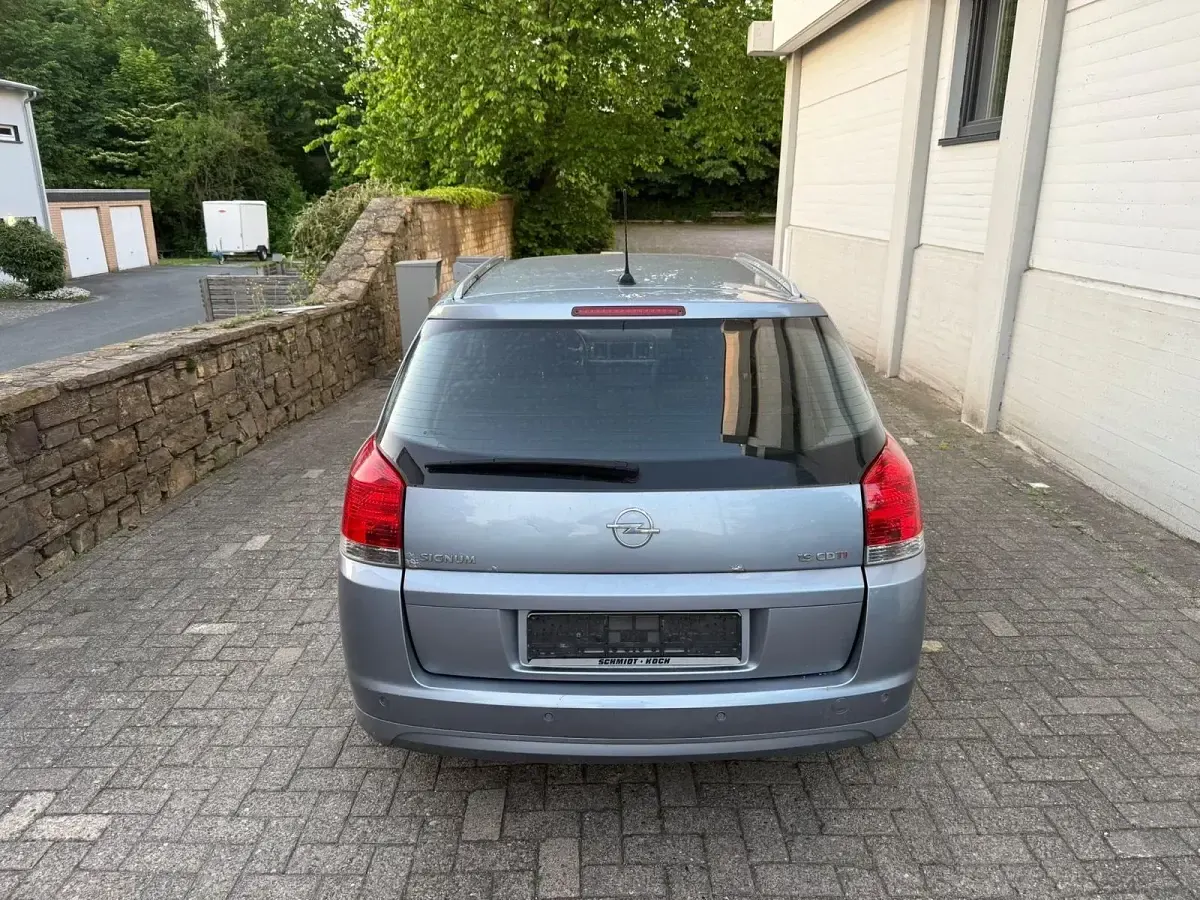 Używany Opel Signum 150 KM (110 kW) 2007 Szary Hatchback