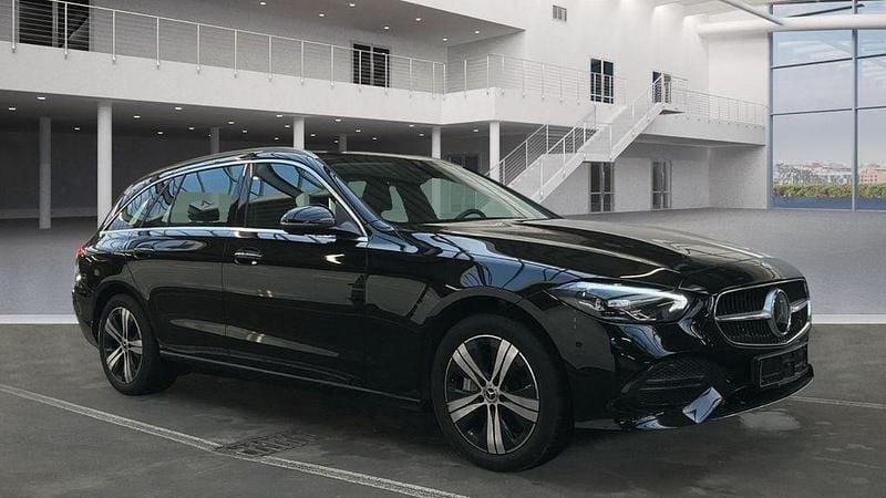 Gebraucht Mercedes C300e 313 PS (230 kW) 2023 Schwarz Limousine