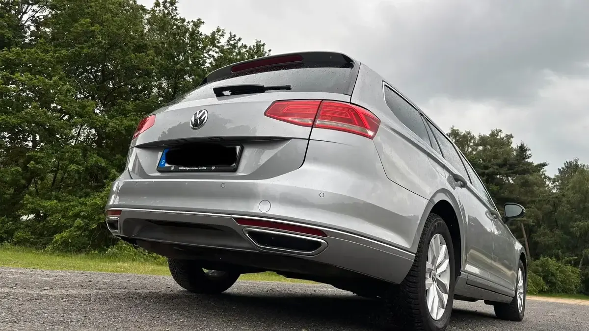 Gebraucht VW Passat 190 PS (139 kW) 2019 Silber Kombi