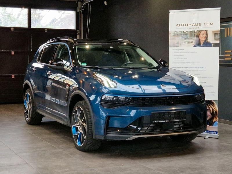 Gebraucht Lynk & Co 01 234 PS (172 kW) 2022 Blau SUV