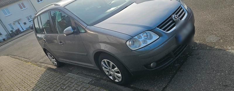 Gebraucht VW Touran Highline 140 PS (102 kW) 2006 Grau Van / Kleinbus