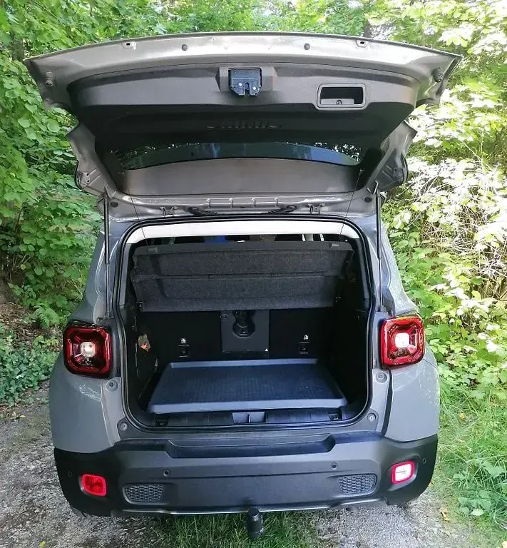 Gebraucht Jeep Renegade 131 PS (96 kW) 2023 Grau SUV